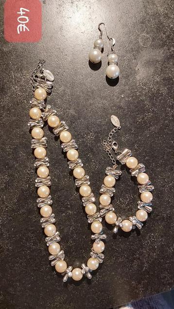 nagelnieuwe armbanden, en andere, zilver, parelmoer, setje beschikbaar voor biedingen