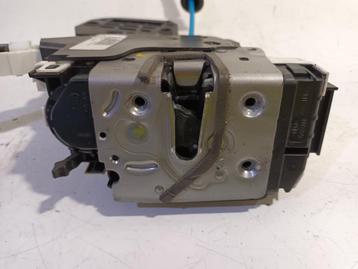 PORTIERVANGER CV ELEKTR. RECHTS ACHTER A (W176) beschikbaar voor biedingen