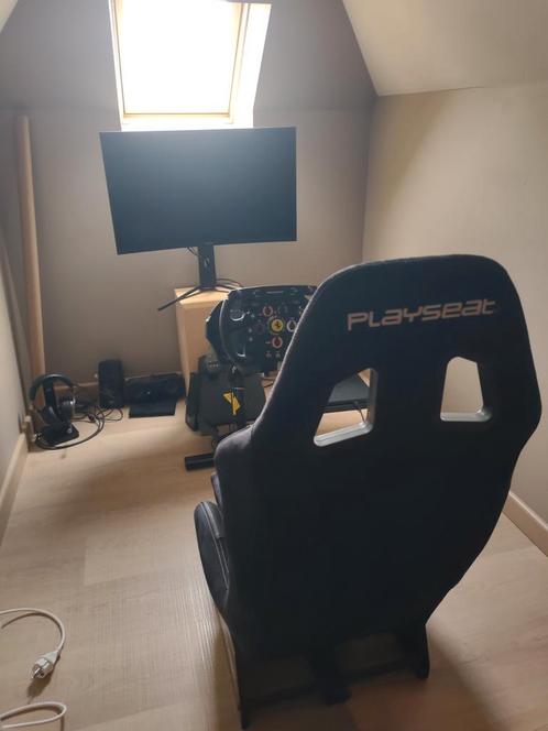 Playseat+Thrustmaster T300rs+MSI 27" CURVED RGB+ Corsair RGB, Games en Spelcomputers, Spelcomputers | Sony Consoles | Accessoires