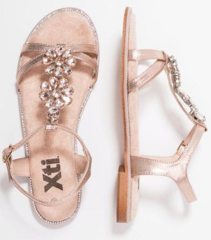 Sandales plates XTI avec bijoux 39, Kleding | Dames, Schoenen, Nieuw, Sandalen of Muiltjes, Verzenden