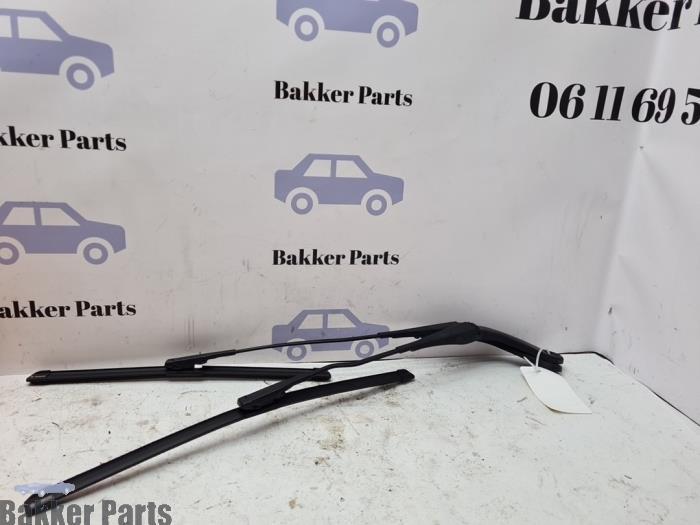 Ruitenwisserarm set van een BMW 1-Serie, Gebruikt, -, -, 3 maanden garantie