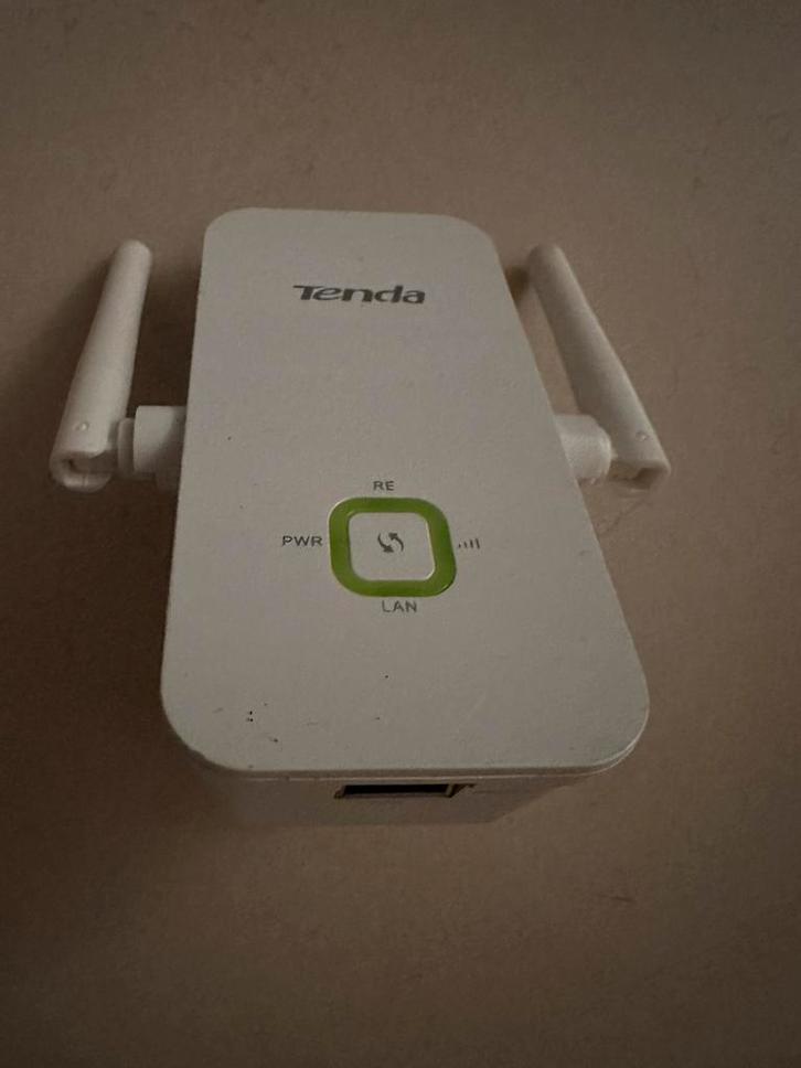 Répéteur Wi-Fi TENDA – 30 €, Informatique & Logiciels, Amplificateurs wifi, Comme neuf, Enlèvement