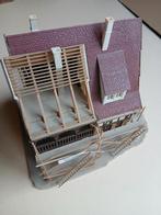 Vakwerhuis in renovatie, Hobby en Vrije tijd, Modeltreinen | H0, Overige merken, Gebruikt, Gelijkstroom of Wisselstroom, Brug, Tunnel of Gebouw