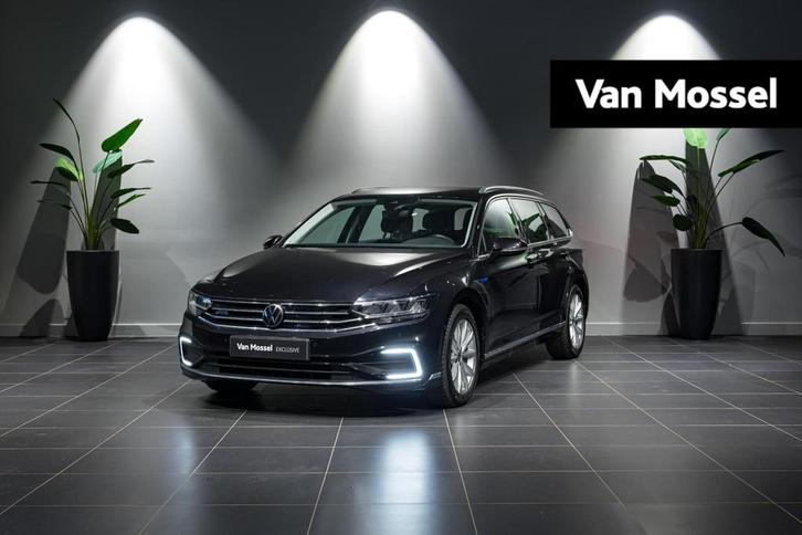 Volkswagen Passat Variant 1.4 TSI DSG 218 pk GTE BESCHIKBAAR, Auto's, Volkswagen, Bedrijf, Te koop, Passat, Bluetooth, Dakrails