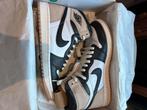 Air Jordan 1 retro high OG brown/white, Ophalen, Zo goed als nieuw