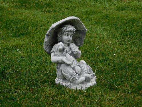 tuinbeeld beeld meisje met paraplu, Collections, Statues & Figurines, Neuf, Enlèvement ou Envoi