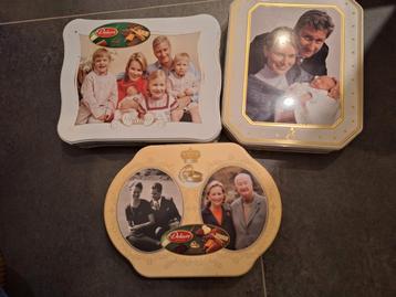 3 x famille royale Filip, Mathilde et les enfants + Albert&P, Enlèvement, Comme neuf, Autres types