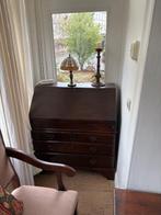 Antieke bureau, Enlèvement