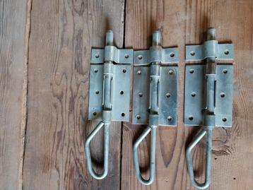 3 deurgrendels, bajonetgrendel. Prima staat verzinkte beschikbaar voor biedingen