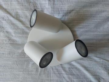 Philips Opbouwspot MyLiving Pongee LED Wit 3 x 5.5W beschikbaar voor biedingen