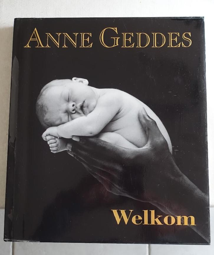 BOEK #30 - ANNE GEDDES WELKOM, Boeken, Kunst en Cultuur | Fotografie en Design, Zo goed als nieuw, Ophalen of Verzenden