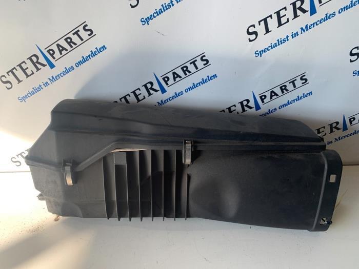 Luchtfilterhuis van een Mercedes E-Klasse, Auto-onderdelen, Motor en Toebehoren, Mercedes-Benz, Gebruikt, 3 maanden garantie, Ophalen of Verzenden