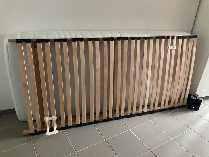 Matras 90x200cm + lattenbodem + 2xdons + 2xlakkens, Huis en Inrichting, Slaapkamer | Matrassen en Bedbodems, Zo goed als nieuw