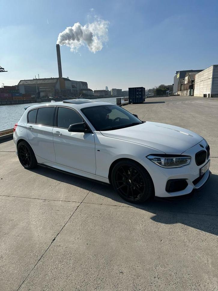 BMW SÉRIE 1, 120i 2016, Autos, BMW, Particulier, Série 1, Essence, Euro 6, Break, 5 portes, Automatique, Blanc, Noir, Alcantara