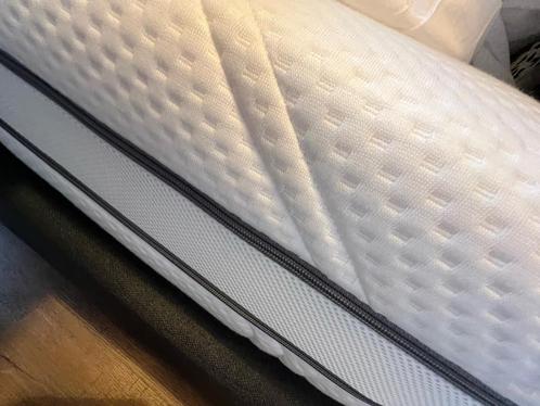 Boxspring amper gebruikt, Huis en Inrichting, Slaapkamer | Boxsprings, Zo goed als nieuw, Ophalen