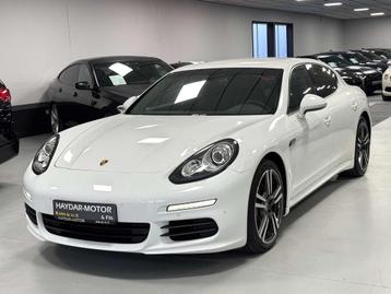 Porsche Panamera 3.0 D V6 300Cv Pack-Sport Black édition