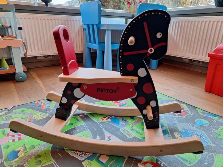 Houten schommelpaard, Kinderen en Baby's, Speelgoed | Hobbelfiguren, Zo goed als nieuw, Ophalen