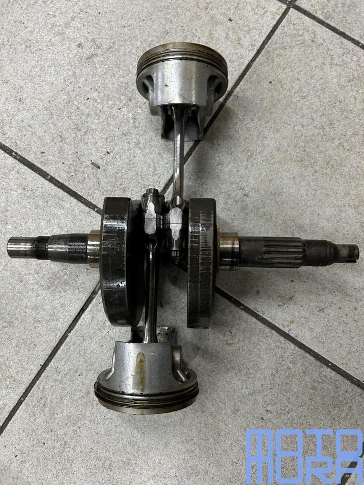 Krukas voor de Ducati monster 696 2008 - 2010 crankshaft cra, Motoren, Onderdelen | Ducati, Gebruikt, Ophalen of Verzenden