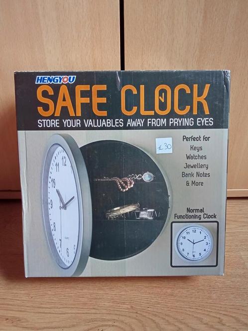 wandklok (safe clock), Huis en Inrichting, Woonaccessoires | Klokken, Nieuw, Wandklok, Ophalen of Verzenden