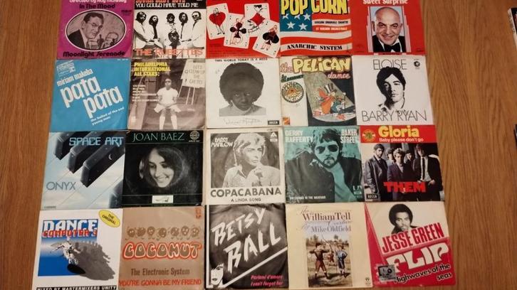 LOT 30 SINGLES VINYLES 45T variété anglophone année 70, Cd's en Dvd's, Vinyl Singles, Gebruikt, Single, 7 inch, Ophalen
