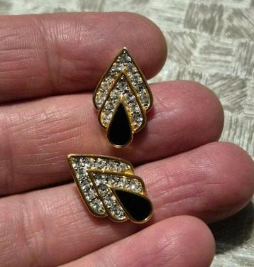 Vintage vergulde crystals oorbellen van goede qwaliteit  beschikbaar voor biedingen