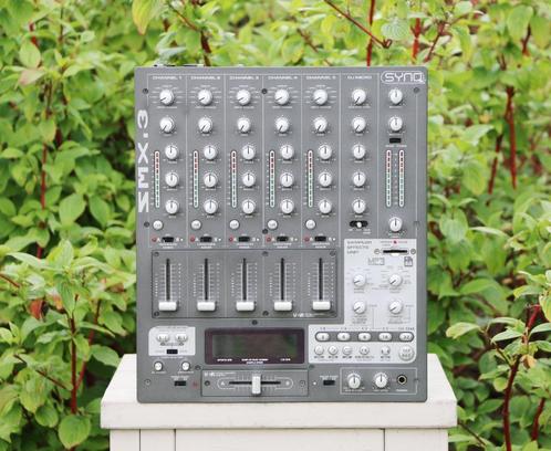 SYNQ SMX3 Mengpaneel, Muziek en Instrumenten, Mengpanelen, Zo goed als nieuw, Ophalen
