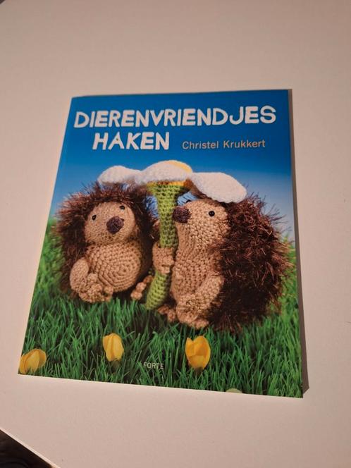 Christel Krukkert - Dierenvriendjes haken, Boeken, Hobby en Vrije tijd, Zo goed als nieuw, Ophalen