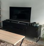 Tv meubel van WOOOD in het zwart, Ophalen, 150 tot 200 cm, Eikenhout, Zo goed als nieuw
