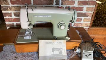 Naaimachine watson beschikbaar voor biedingen