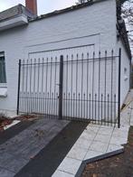 Smeedijzeren poort, Enlèvement