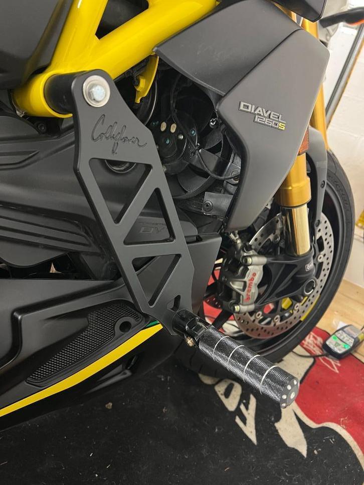 Ducati Diavel 1260 Highway Pegs, Motoren, Onderdelen | Ducati, Gebruikt, Ophalen of Verzenden