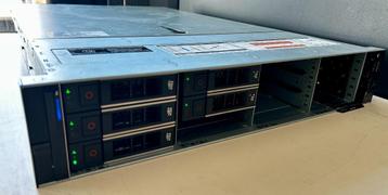 Dell PowerEdge R740XD - 2x Silver 4110 - 64GB RAM - 10TB HDD beschikbaar voor biedingen
