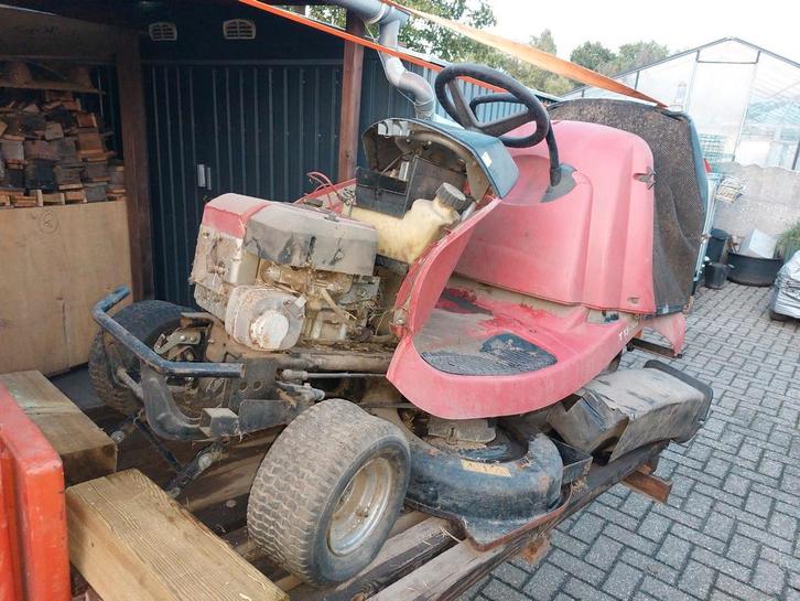 hvc t13 102, Tuin en Terras, Zitmaaiers, Gebruikt, Ophalen