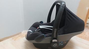 Maxi Cosy Pebble 0-13kg beschikbaar voor biedingen