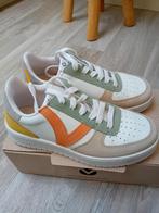 Sneakers van het merk Victoria maat 36, Ophalen of Verzenden, Zo goed als nieuw, Sneakers