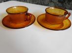 2 tasses, 2 sous tasses NESTLE, Maison & Meubles, Cuisine | Vaisselle, Comme neuf, Enlèvement ou Envoi, Verre