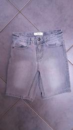 short gris en jeans slim Kiabi taille 7 ans, Enfants & Bébés, Vêtements enfant | Taille 122, Kiabi, Utilisé, Garçon, Enlèvement ou Envoi