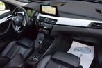 BMW X1 PHEV LEDER - NAVI - LED - PANO DAK - SPORTZETELS, Auto's, BMW, Gebruikt, 1820 kg, Leder, Bedrijf