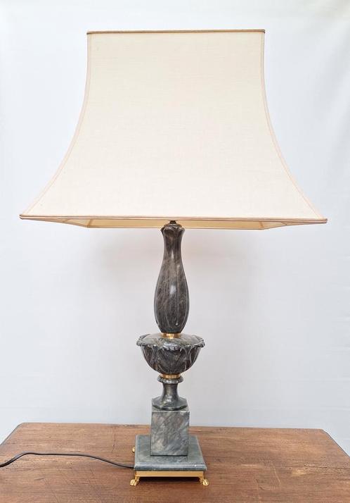 Lampe de table italienne vintage en marbre/albâtre, Antiquités & Art, Antiquités | Éclairage, Enlèvement ou Envoi