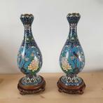 Vases cloisonnés bleus à motif d'oiseaux/fleurs 26 cm, Antiquités & Art, Enlèvement ou Envoi