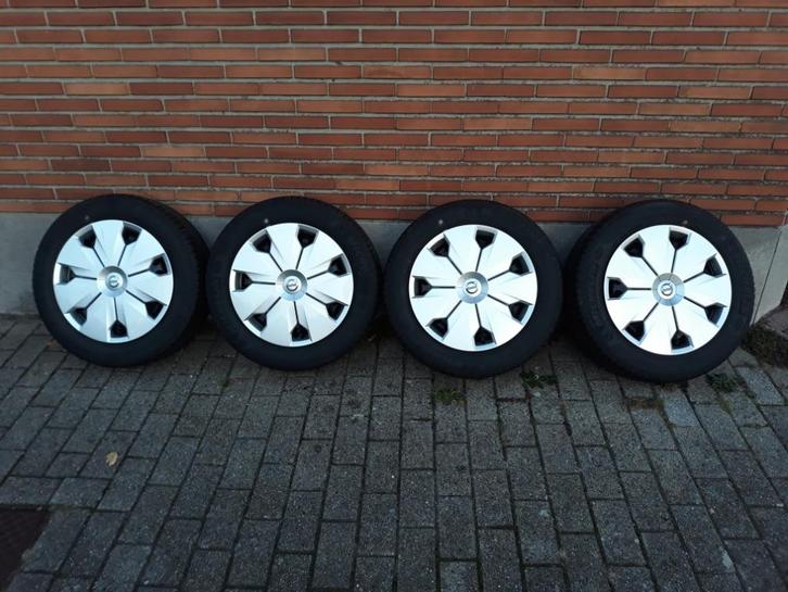 4 jantes volvo 16 pouces + 4 pneus MICHELIN neuf !!!, Auto-onderdelen, Overige Auto-onderdelen, Volvo, Nieuw, Ophalen