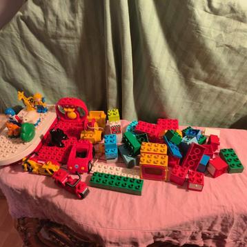 Setje oudere LEGO-blokjes beschikbaar voor biedingen