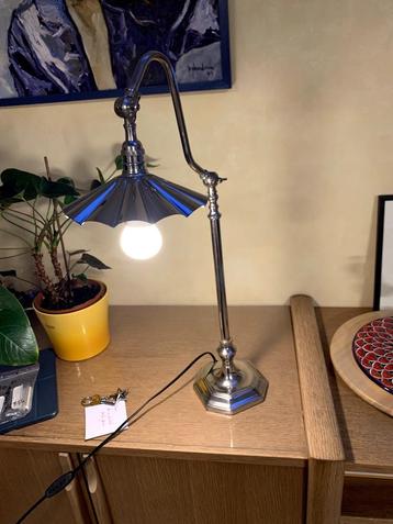 vintage tafellamp beschikbaar voor biedingen