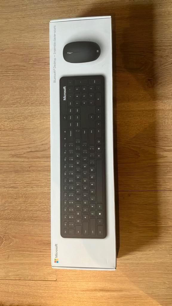 Microsoft Bluetooth Desktop klavier muis toetsenbord, Computers en Software, Toetsenborden, Nieuw, Qwerty, Draadloos, Toetsenbord en muis-set