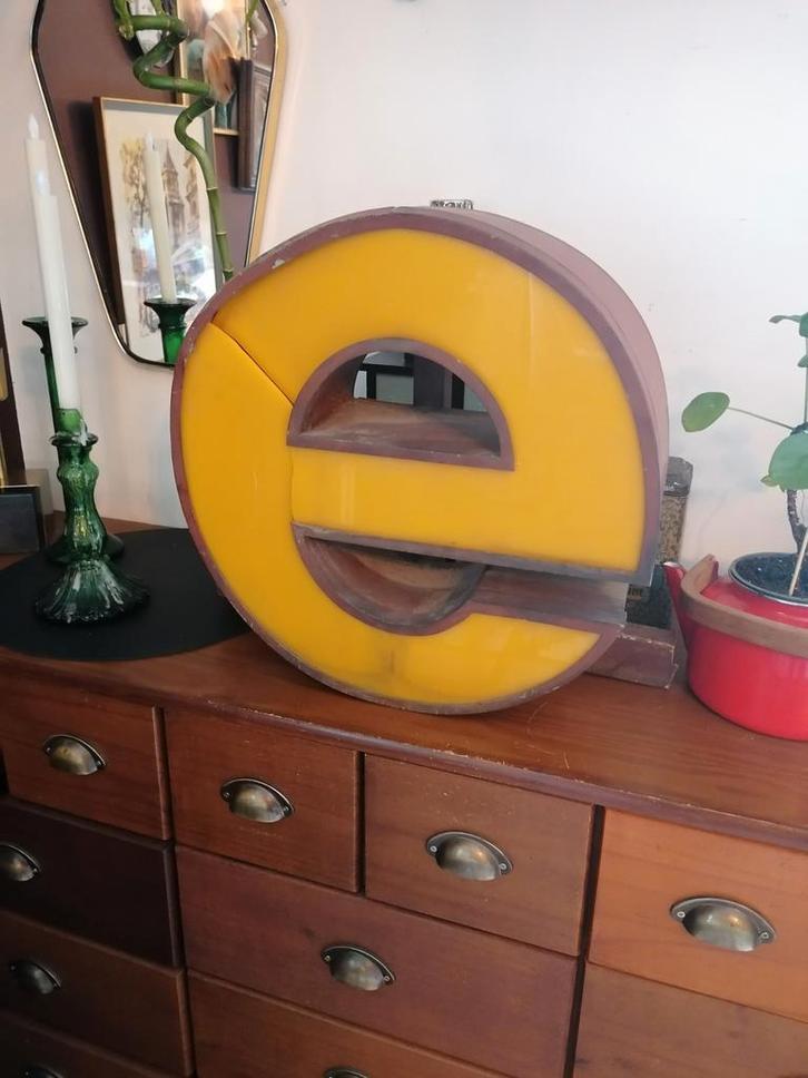 Lettre industrielle à restaurer en lampe ou autre, Maison & Meubles, Lampes | Autre, Utilisé, Enlèvement ou Envoi