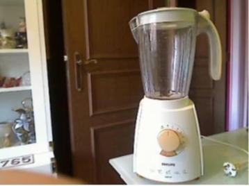 Philips 600W blender, model HR2064  beschikbaar voor biedingen