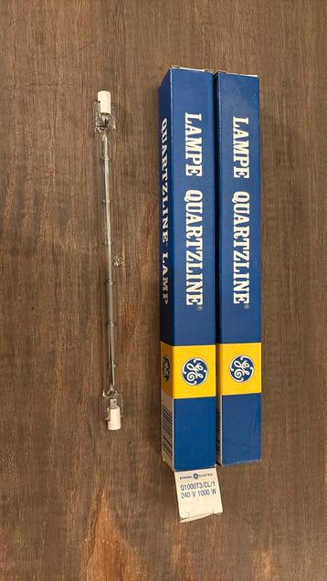 Lot de 2 lampes quartz halogène GE 1000w K4 240V R7s beschikbaar voor biedingen