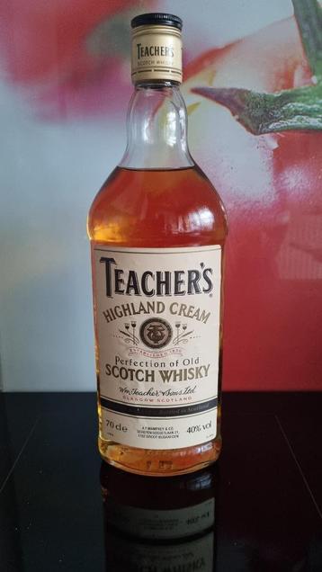 Whisky TEACHER'S HIGHLAND CREAM 0.7L disponible aux enchères