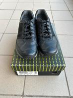 Chaussures CLARKS, Comme neuf, CLARKS, Chaussures de marche, Noir