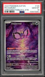 Pecharunt [Pokemon Center ETB Promo] PSA 10 - SVP129 - Promo, Hobby en Vrije tijd, Verzamelkaartspellen | Pokémon, Ophalen of Verzenden